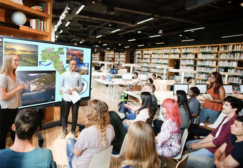SMART Board T Pro Series 65"