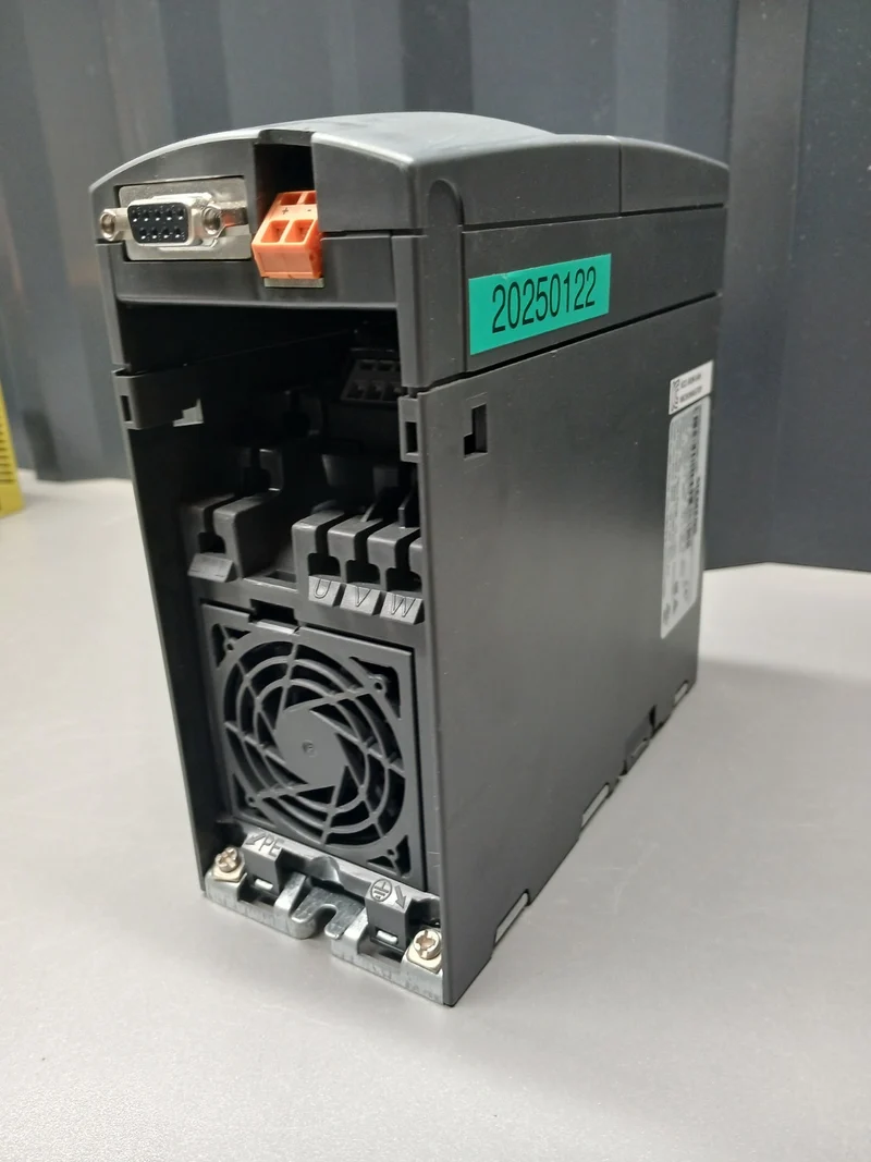 Siemens MICROMASTER 420 6SE6420-2AB12-5AA1