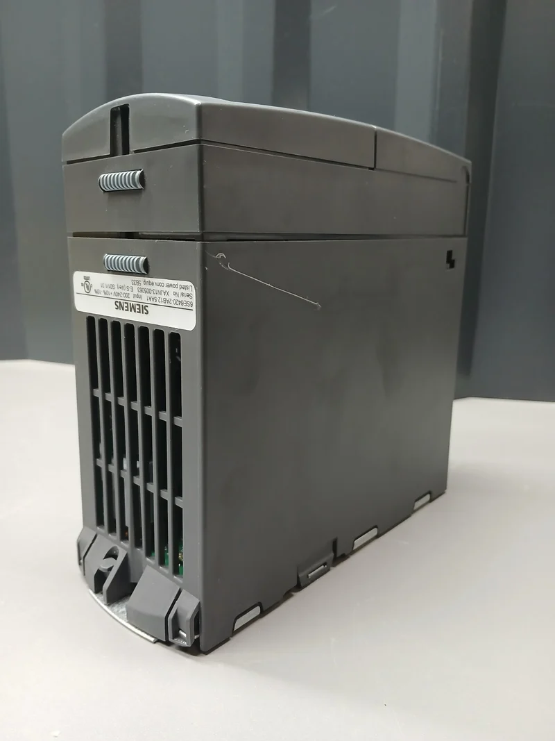 Siemens MICROMASTER 420 6SE6420-2AB12-5AA1