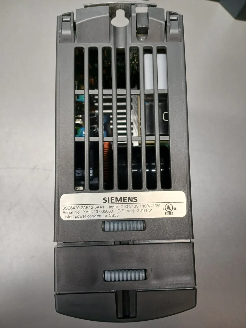 Siemens MICROMASTER 420 6SE6420-2AB12-5AA1