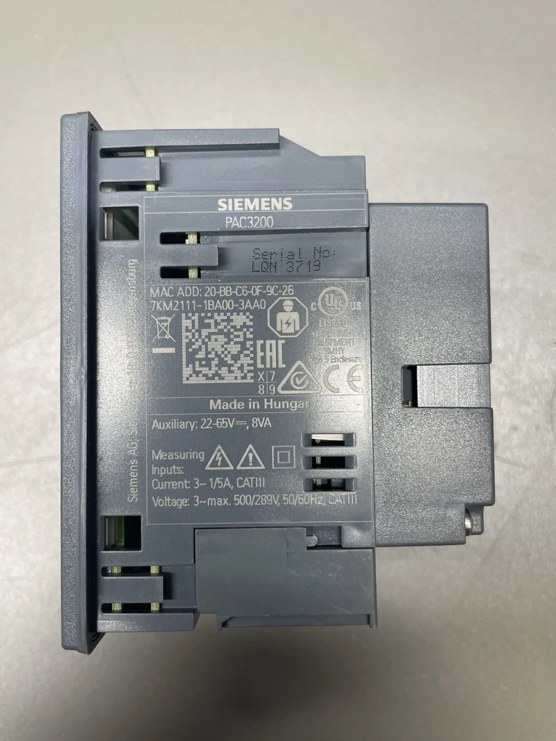 Siemens 7KM2112-0BA00-3AA0 Sentron PAC3200 E:8 + Siemens 7KM9300-0AE01-0AA0