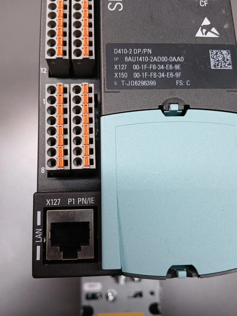 Siemens SIMOTION D 6AU1410-2AD00-0AA0 + 6SL3210-1PB13-0UL0 Controller