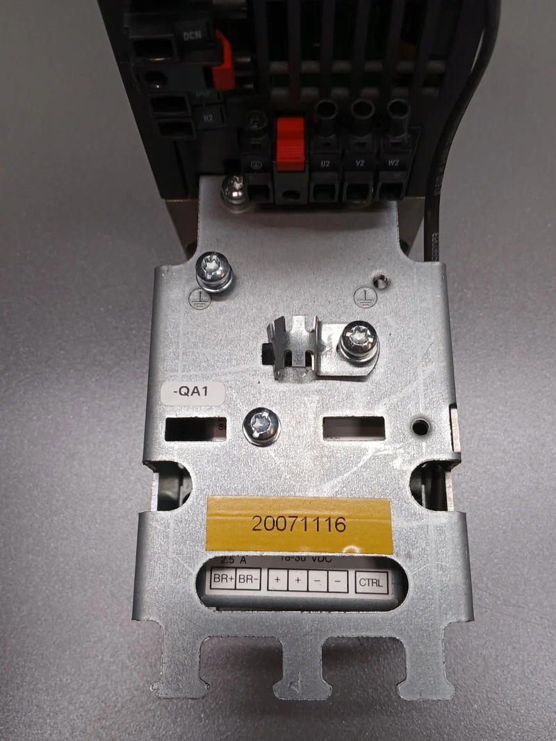Siemens SIMOTION D 6AU1410-2AD00-0AA0 + 6SL3210-1PB13-0UL0 Controller