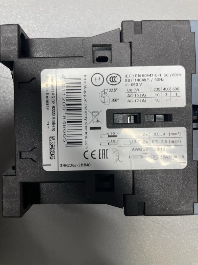 Siemens Schütz 3RH2362-2BB40 Hilfsschalterblock 3RH2911-2GA22