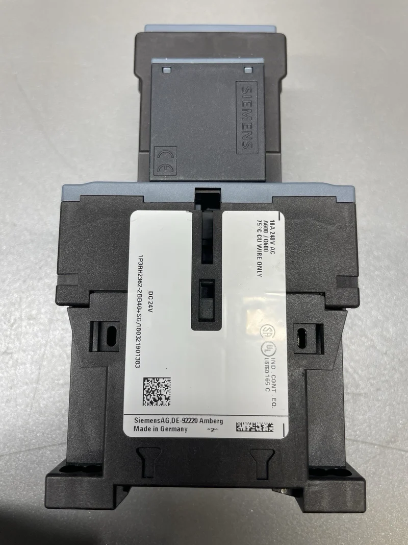 Siemens Schütz 3RH2362-2BB40 Hilfsschalterblock 3RH2911-2GA22