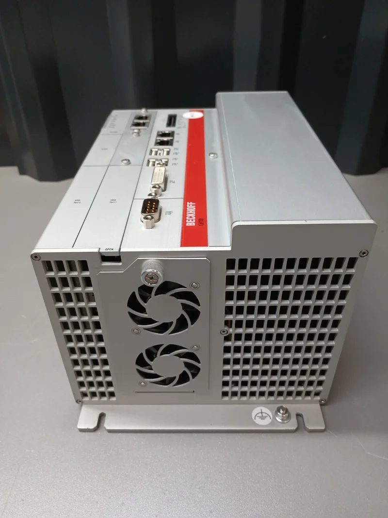 Beckhoff C6930-0040 Core i5 2.5GHz.