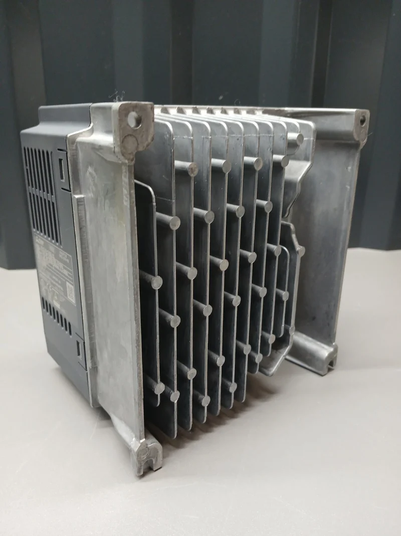 Mitsubishi FR-E740-016SC-EC TC101A820G61 Umrichter Controller