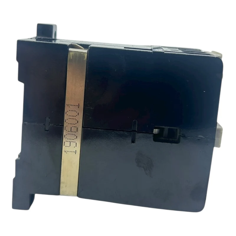 AEG Schütz 24V DC SH4SH8 Schütz von AEG für den Industriellen Gebrauch