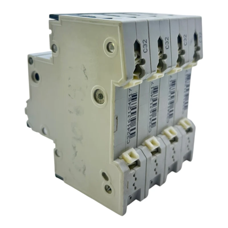 Siemens Leistungsschalter 400V 4-polig 5SY6432-7 Leistungsschalter von Siemens