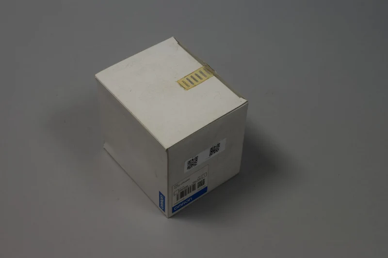 OMRON CJ1G-CPU44H auf Lager