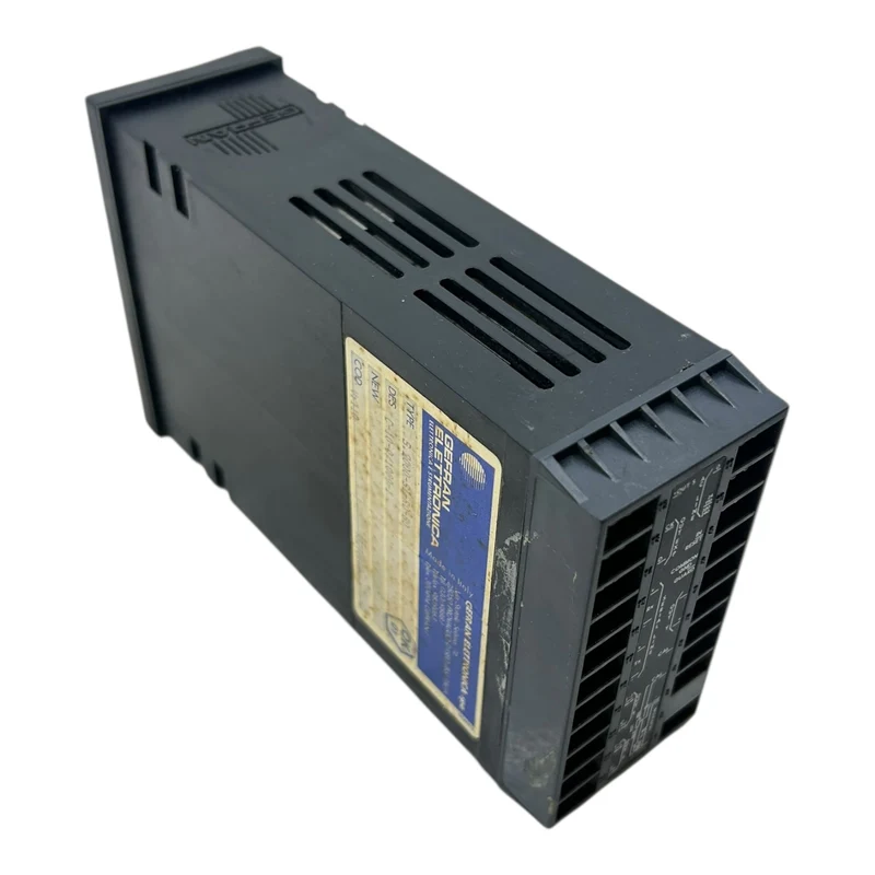 Gefran Controller 2000-SI-R0-B0 Controller von Gefran für die Industrie