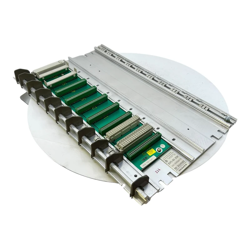 Siemens Simatic S5 Subrack 6ES700-1LA12 Simatic S5 Subrack von Siemens Industrie