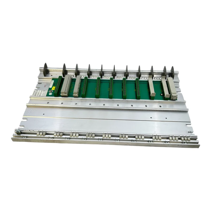 Siemens Simatic S5 Subrack 6ES700-1LA12 Simatic S5 Subrack von Siemens Industrie