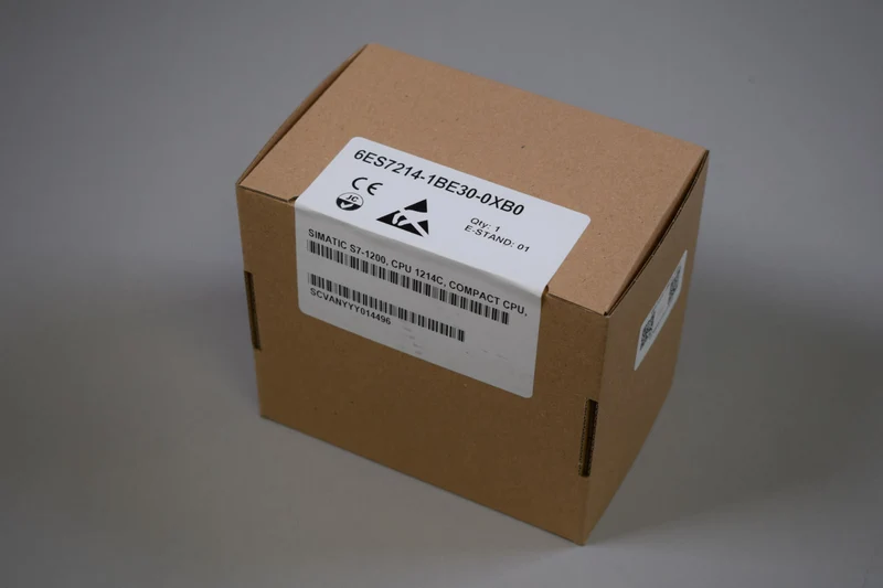 SIEMENS 6ES7214-1BE30-0XB0 auf Lager