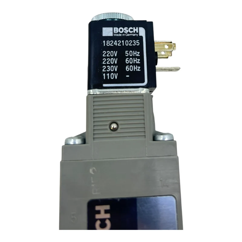 Bosch Magnetventil Wegeventil 0820022025 Magnetventil von Bosch für Industrie