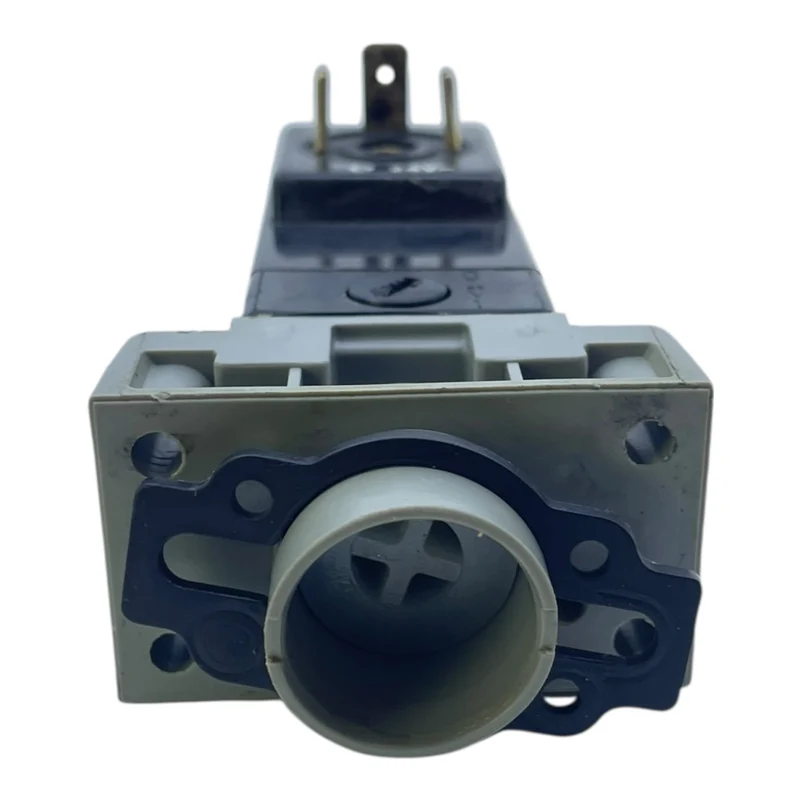 Bosch Magnetventil 24V 1824210104 Magnetventil von Bosch für die Industrie
