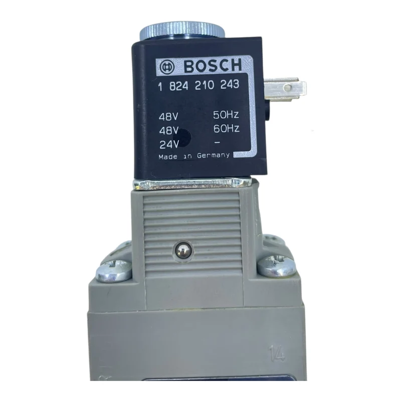 Bosch Magnetventil Wegeventil 0820022026 Magnetventil von Bosch Industrie