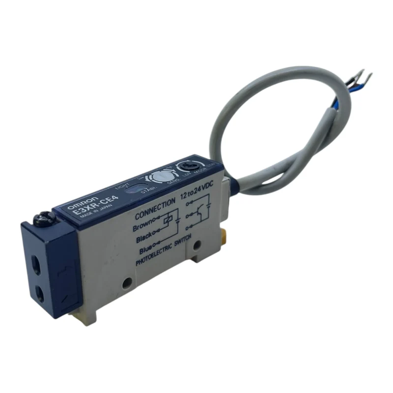 Omron Lichtwellenleitsensor E3XR-CE4 Lichtwellenleitsensor von Omron Industrie