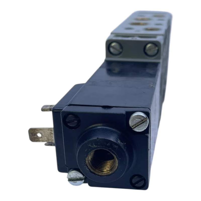 Bosch Magnetventil Wegeventil 0820015503 Magnetventil von Bosch für Industrie
