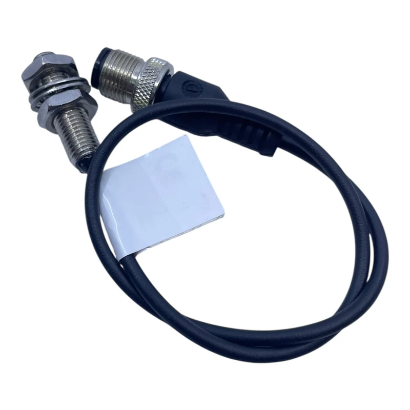 Balluff BES 516-324-E4-C-S4-00,3 Induktiver Sensor 10...30 VDC 5000 Hz 4-polig