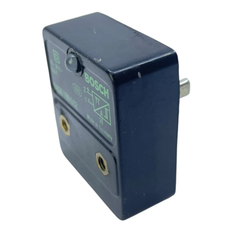 Bosch Sensor 0830100512 Sensor von Bosch für den Industriellen Nutzen Vorgesehen