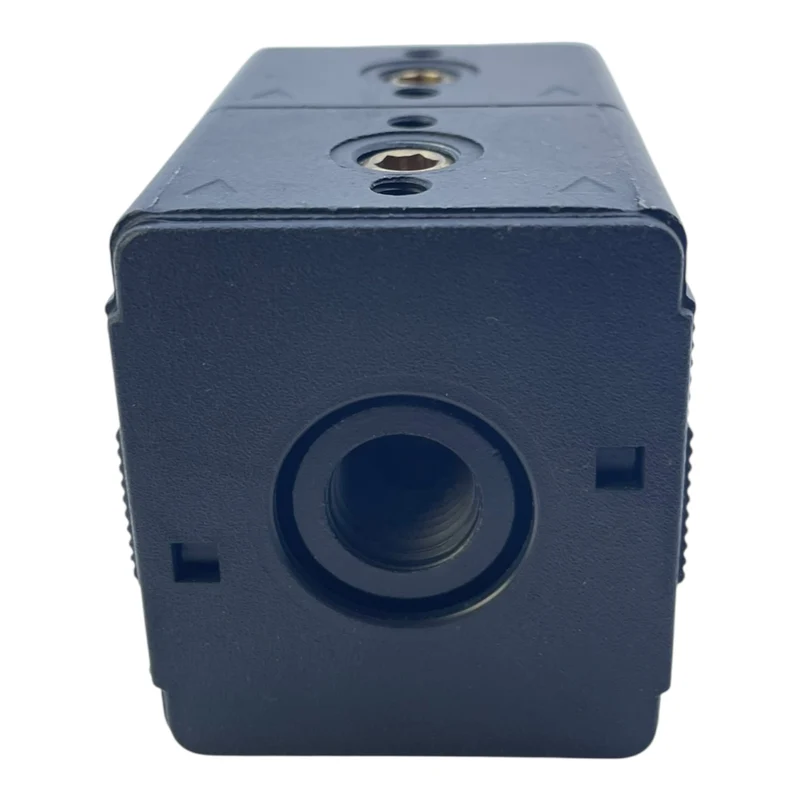 Bosch Druckminderer Verteiler 0821300920 VE: 2stk Druckminderer von Bosch