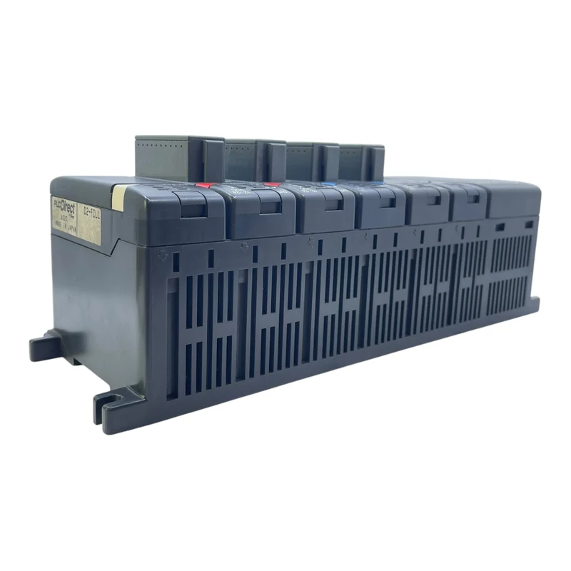 Koyo DirectLogic 205 SPS DL240 + D2-16ND3-2 + D2-16TD2-2 Module Industrie