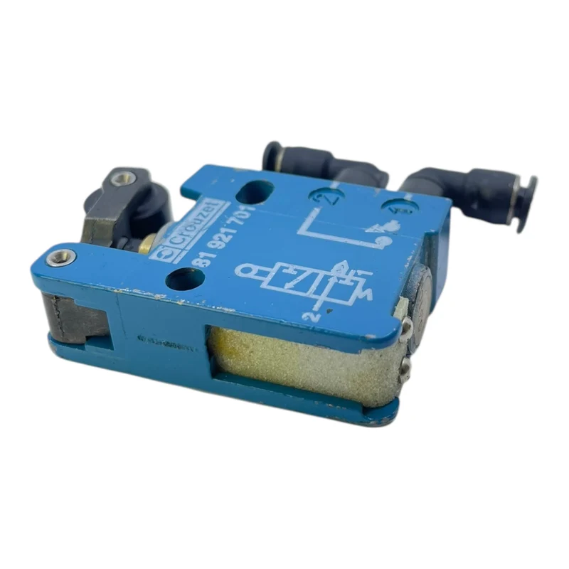 Crouzet Rollenhebelventil Ventil 81921701 Rollenhebelventil von Crouzet