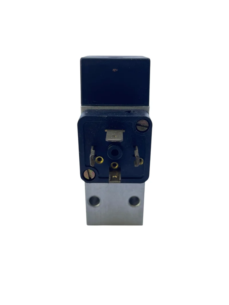Bosch Magnetventil Ventil 0821100007 Magnetventil von Bosch für die Industrie