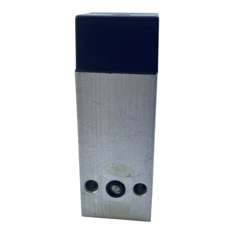 Bosch Magnetventil Ventil 0821100007 Magnetventil von Bosch für die Industrie