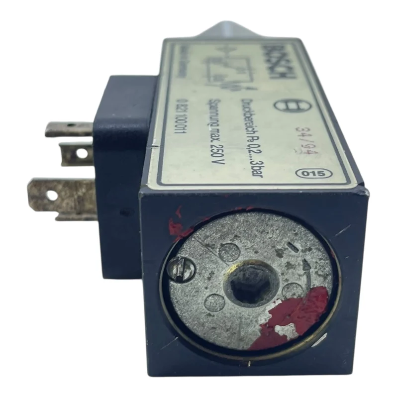 Bosch Druckschalter 0821100011 Druckschalter von Bosch für die Industrie
