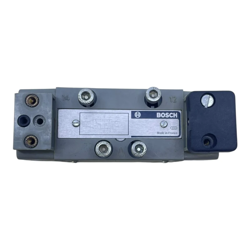 Bosch Magnetventil Wegeventil 0820024516 | Magnetventil von Bosch für Industrie