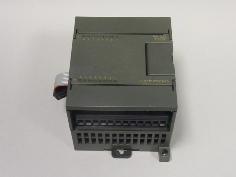 SIEMENS 6ES7223-1BH22-0XA0 auf Lager
