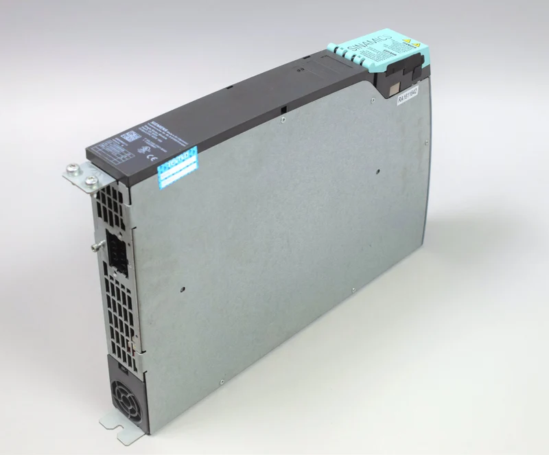 SIEMENS 6SL3120-1TE21-8AA3 auf Lager