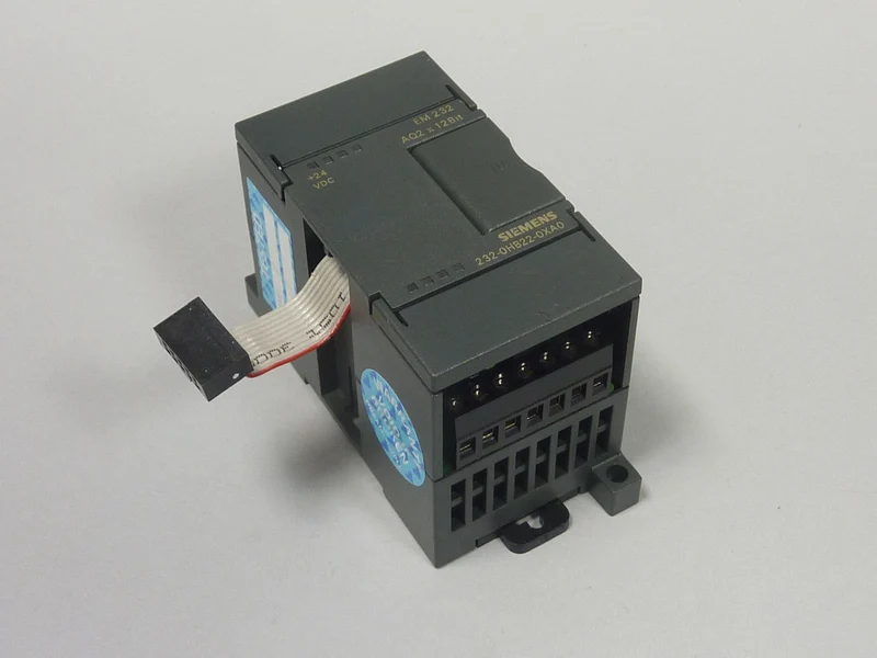 SIEMENS 6ES7232-0HB22-0XA0 auf Lager