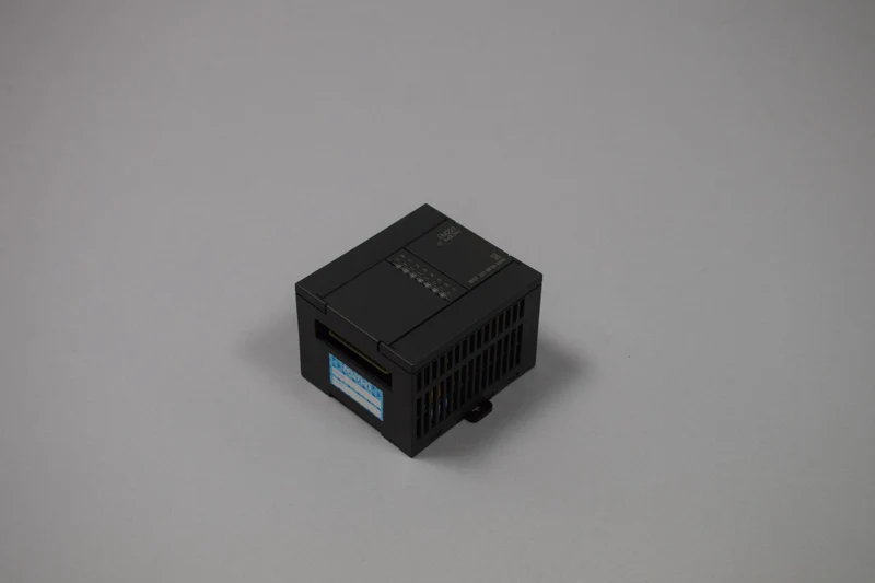 SIEMENS 6ES7221-1BF00-0XA0 auf Lager