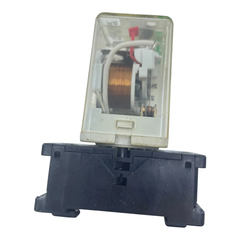 Kuhnke Sockelrelais mit Sockel RS8301 24VDC Sockelrelais von Kuhnke Industrie