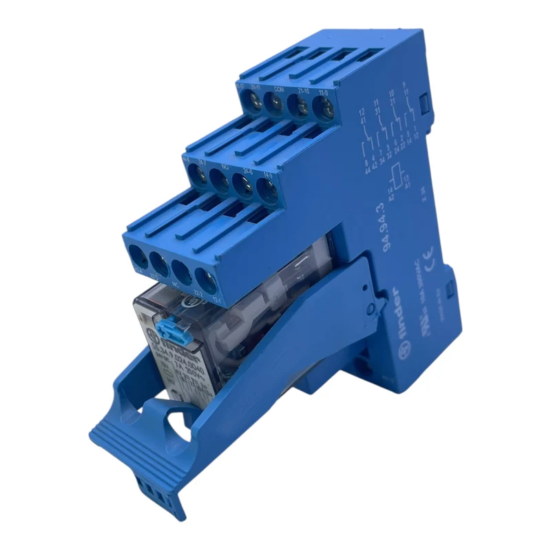 Finder Steckrelais mit Sockel 24V 55.34.8.230.0040 für den Industriellen Nutzen