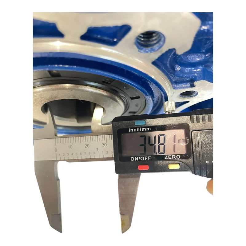Motovario NRV 090 i=7,50 Schneckengetriebe Ø 24mm für industriellen Einsatz