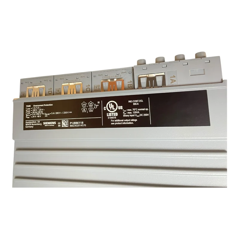 Siemens SIPROTEC Überstromzeitschutz 7SJ85 P1J886118 für industrielle Anwendung