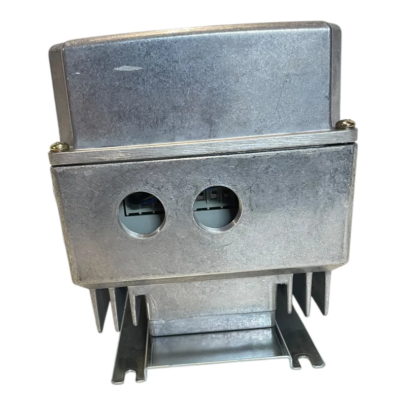 KEB Frequenzumrichter 0,75kW 07.M4.S2D-1220 Umrichter für industriellen Einsatz