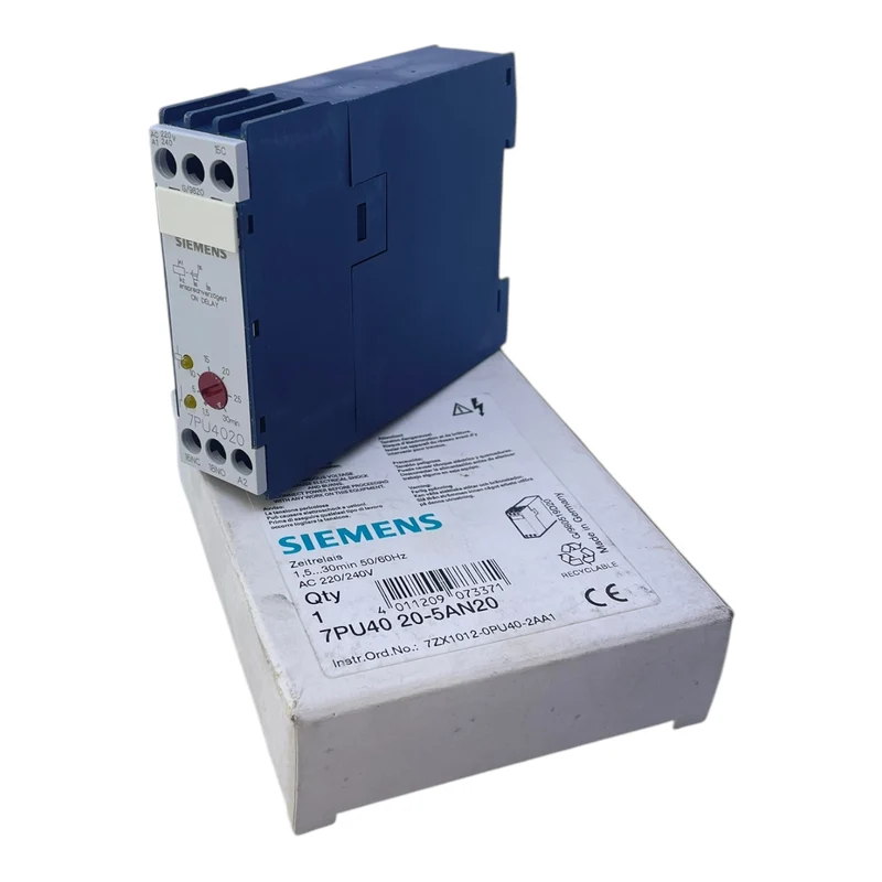 Siemens 7PU4020-2AN20 Zeitrelais für industriellen Einsatz Zeitrelais Relais