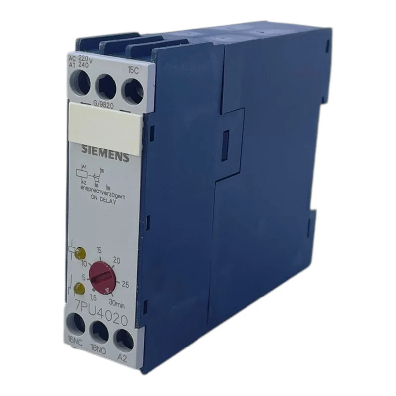 Siemens 7PU4020-2AN20 Zeitrelais für industriellen Einsatz Zeitrelais Relais