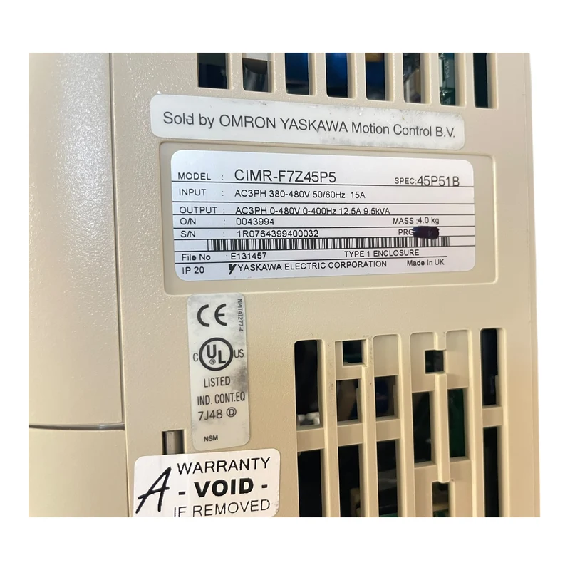 Omron CIMR-F7Z45P5 Frequenzumrichter für industriellen Einsatz