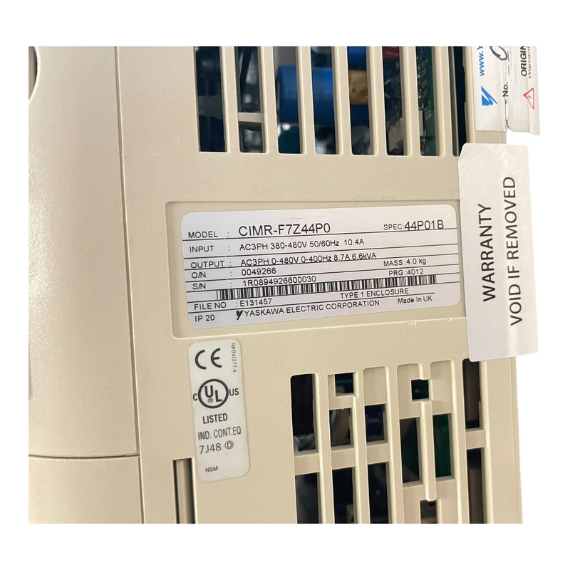 Omron CIMR-F7Z44P0 Frequenzumrichter für industriellen Einsatz