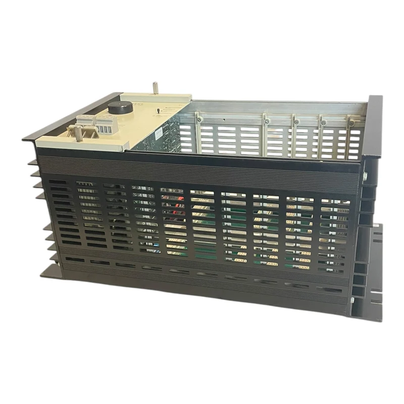 Siemens 6ES5932-3SA12 Gehäuse mit Stromversorgung für industriellen Einsatz