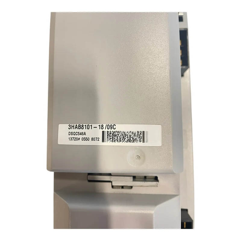 ABB 3HAB8101-18/09C Servoantrieb Frequenzumrichter Industrie Einsatz