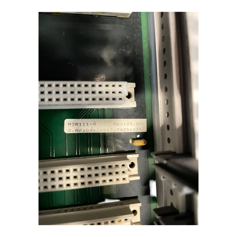 B&R M2R111-0 Module Rack Baugruppenträger für industriellen Einsatz