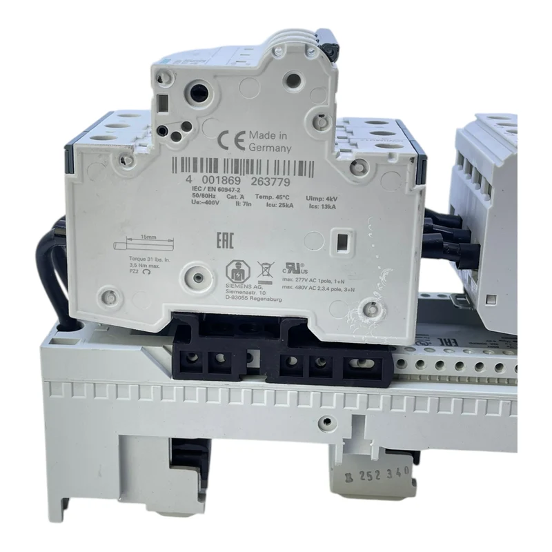 Siemens 5SY8363-7 Phoenix Contact VAL-CP Leistungsschalter Kombination Siemens