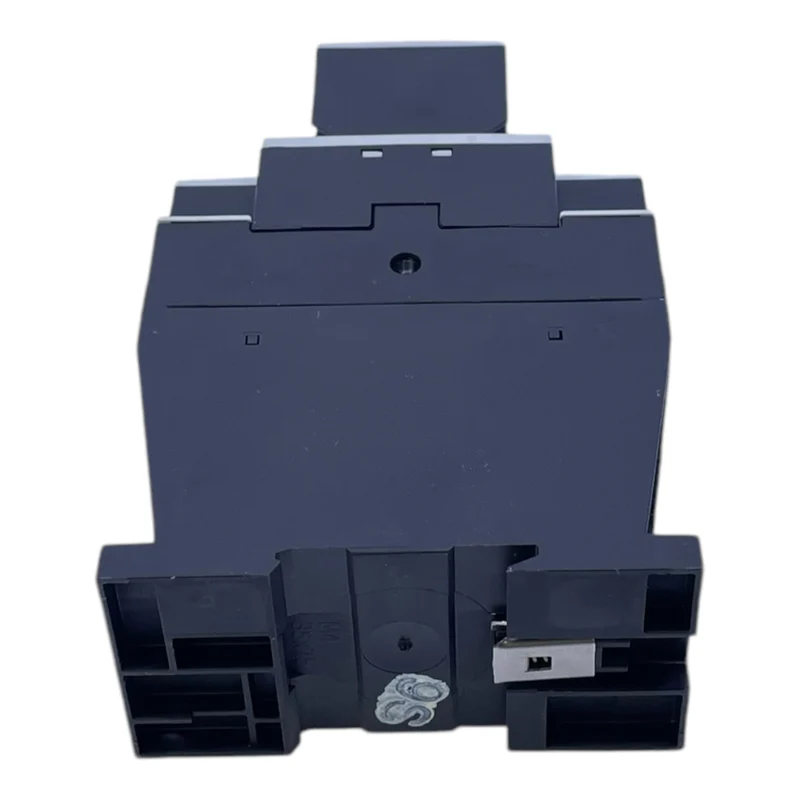 Eaton XTCEXFDC11 DIL M25-01 XTCE025C01 Leistungsschalter Eaton XTCEXFDC11 DIL M2